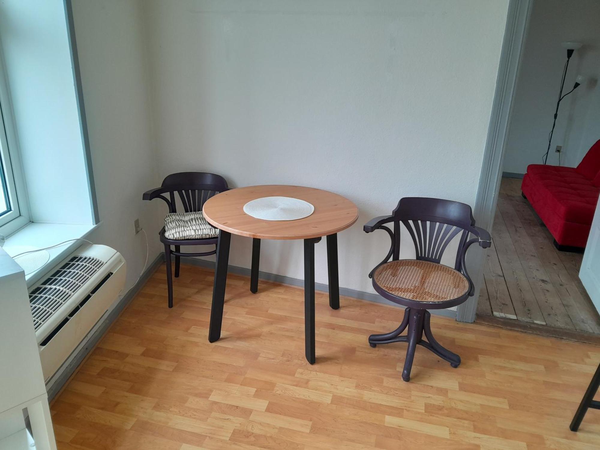 Apartment Mit 2 Zimmern Und Balkon Im Herzen Von Hoyer Hojer Экстерьер фото